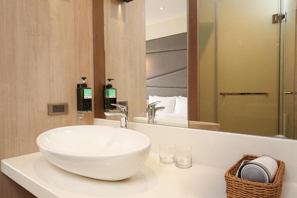 Kloud Hotel Tajcshung Kültér fotó