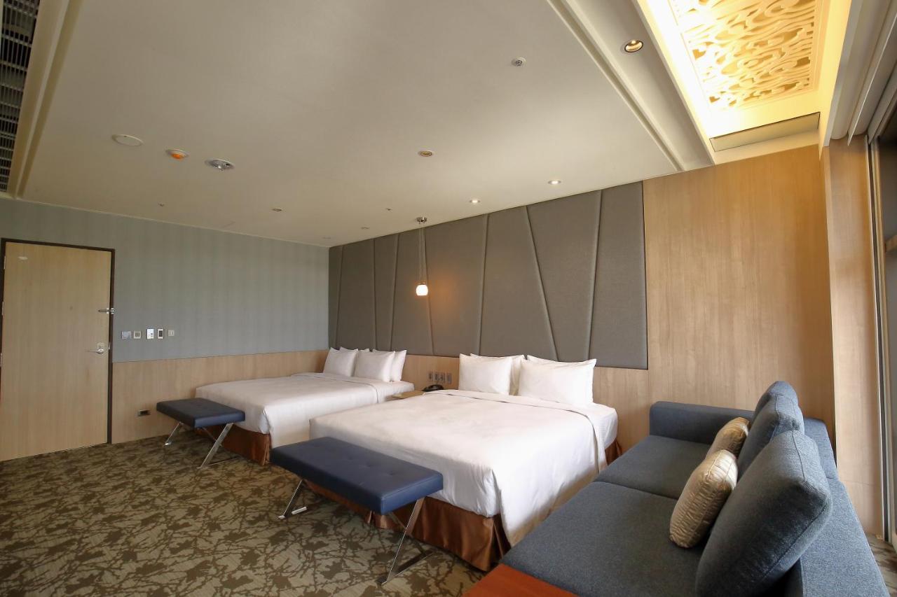 Kloud Hotel Tajcshung Kültér fotó