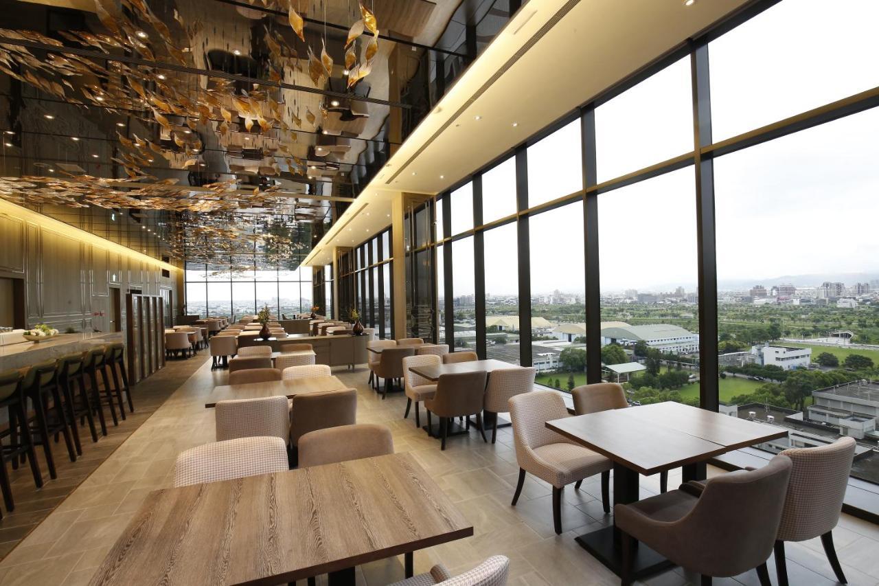 Kloud Hotel Tajcshung Kültér fotó