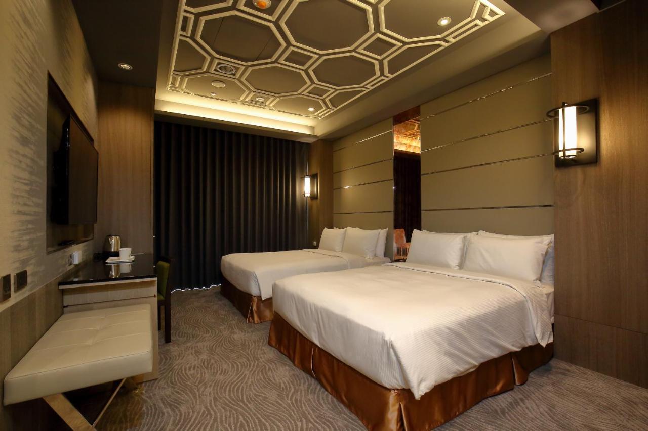 Kloud Hotel Tajcshung Kültér fotó