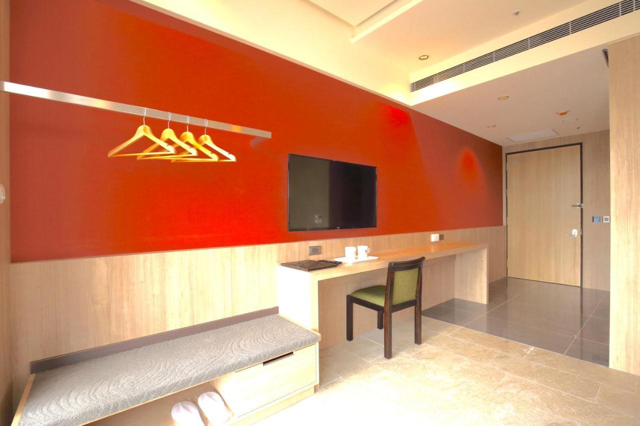 Kloud Hotel Tajcshung Kültér fotó