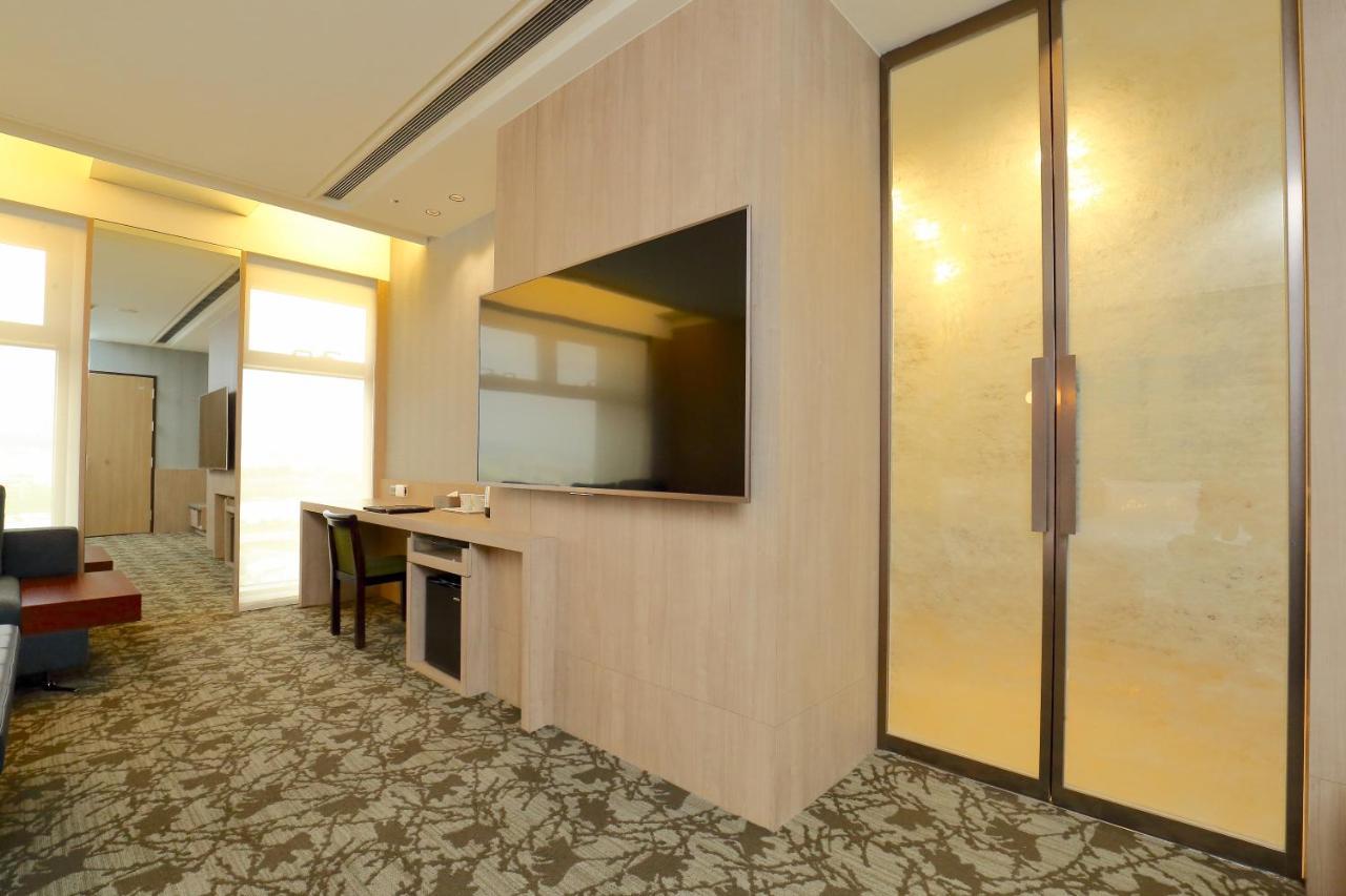 Kloud Hotel Tajcshung Kültér fotó